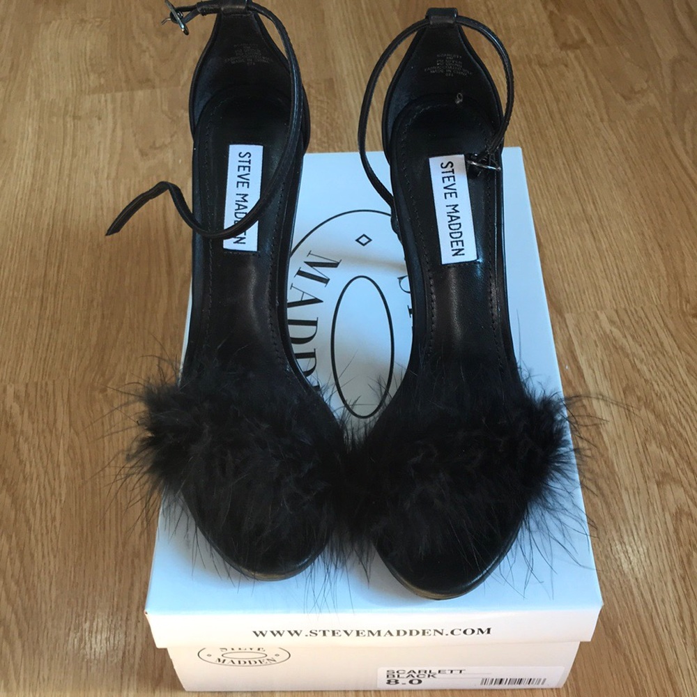 Steve Madden feather heels